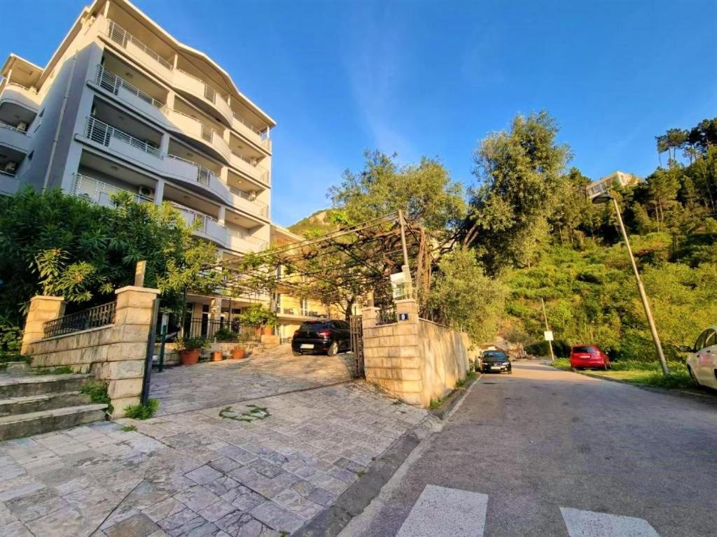 Guesthouse Radjen Sveti Stefan Dış mekan fotoğraf