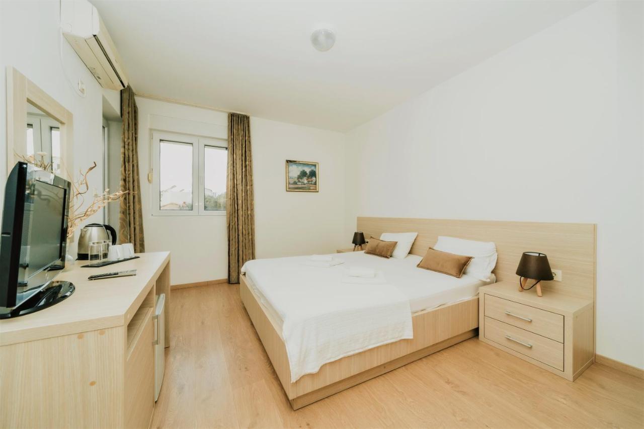 Guesthouse Radjen Sveti Stefan Dış mekan fotoğraf